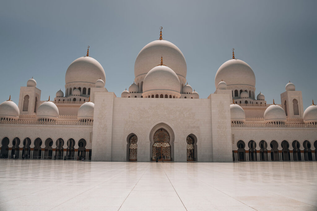 abu-dabi-sheikh-zayed-grad-mosque