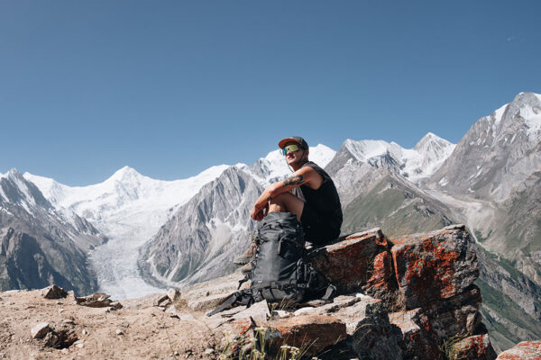 florian on top of rush-lake-trekk-hopper-valley-pakistan florian on top of rush-lake-trekk-hopper-valley-pakistan