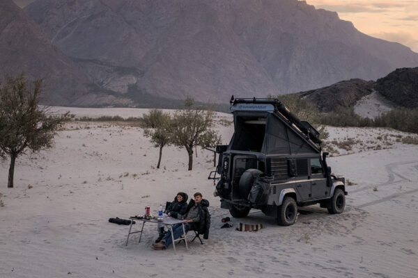 sarfaranga-cold-desert-skardu-pakistan-landrover-defender-wildcamp
