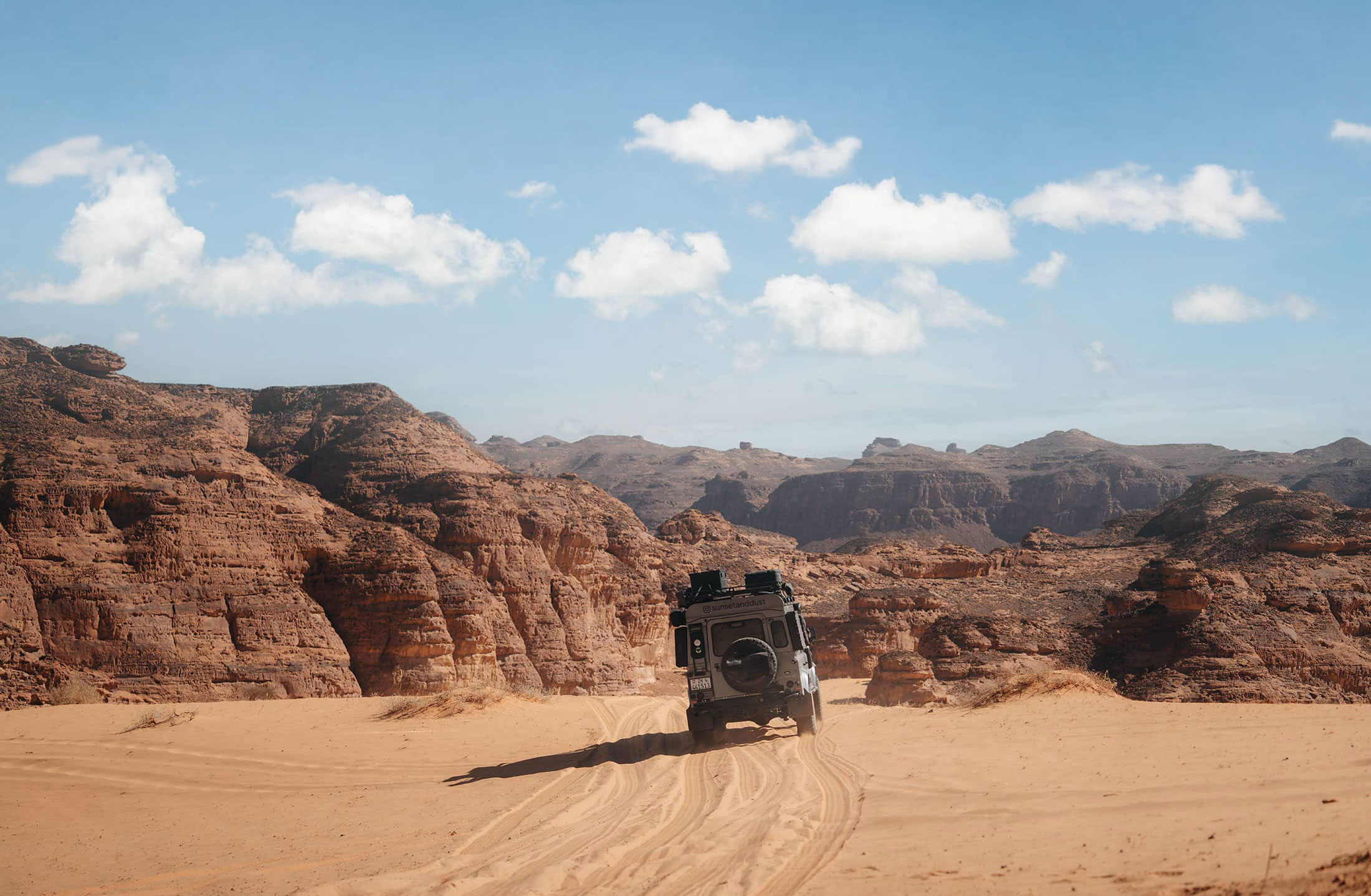 off roading desert al ula saudi arabia